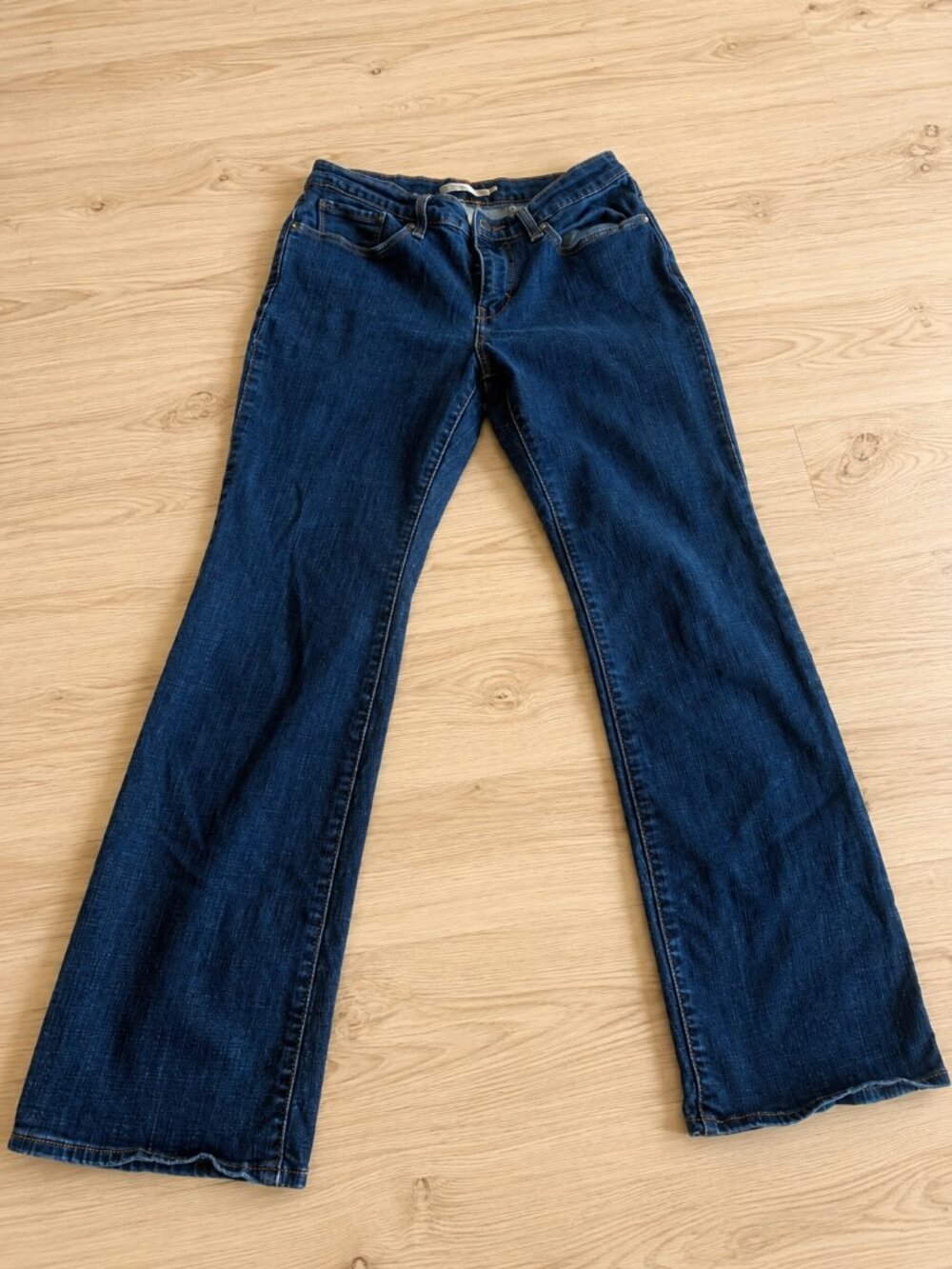 Levi's Classic Bootcut Jeans Women's Size 28 Dark Wash Stretch Denim 39" Inseam